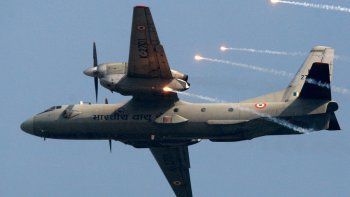 Un avión de la fuerza aérea india desapareció con 29 personas a bordo