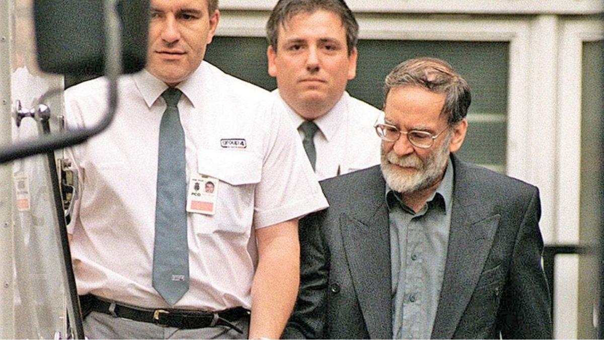 El Doctor Muerte, el mayor asesino serial de la historia. El Doctor Muerte, el mayor asesino serial de la historia.