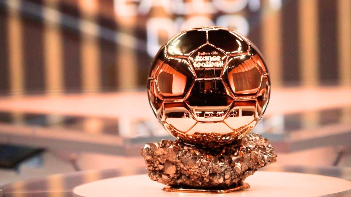 Se entrega el Balón de Oro 2025 en París. 