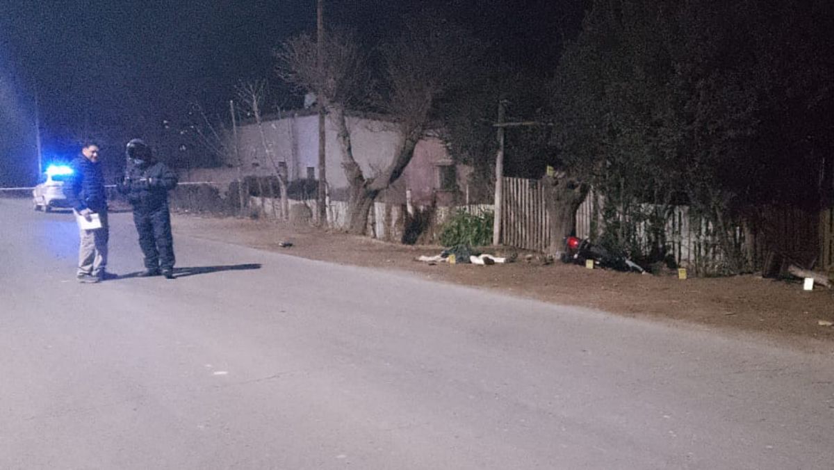 Esta madrugada se tomó conocimiento de un grave accidente de moto donde murieron dos jóvenes de Las Heras.