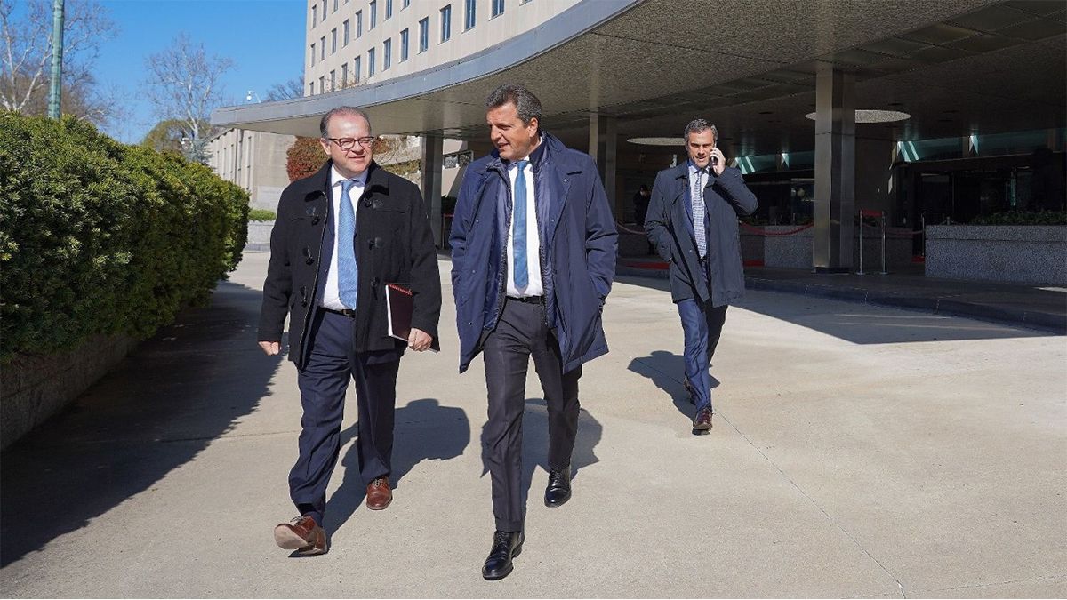 Sergio Massa mantuvo reuniones en Washington para renegociar la deuda externa.