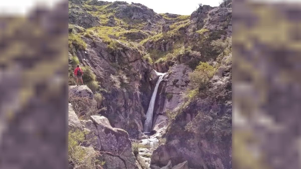 Vacaciones de verano: llegar a la "Cascada Escondida" requiere de algunas horas de caminata por un maravilloso sendero Vacaciones de verano: llegar a la "Cascada Escondida" requiere de algunas horas de caminata por un maravilloso sendero 