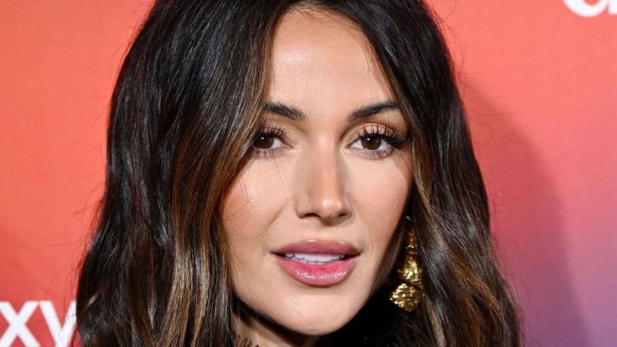 La actriz Michelle Keegan interpreta a Maya Stern en la película de Netflix.