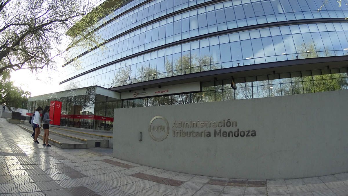 ATM se sumó al asueto del lunes por el día del empleado público de la Admnistración Central de Mendoza.
