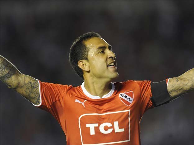 Con gol del mendocino Vallés, Independiente goleó a Ferro y acecha