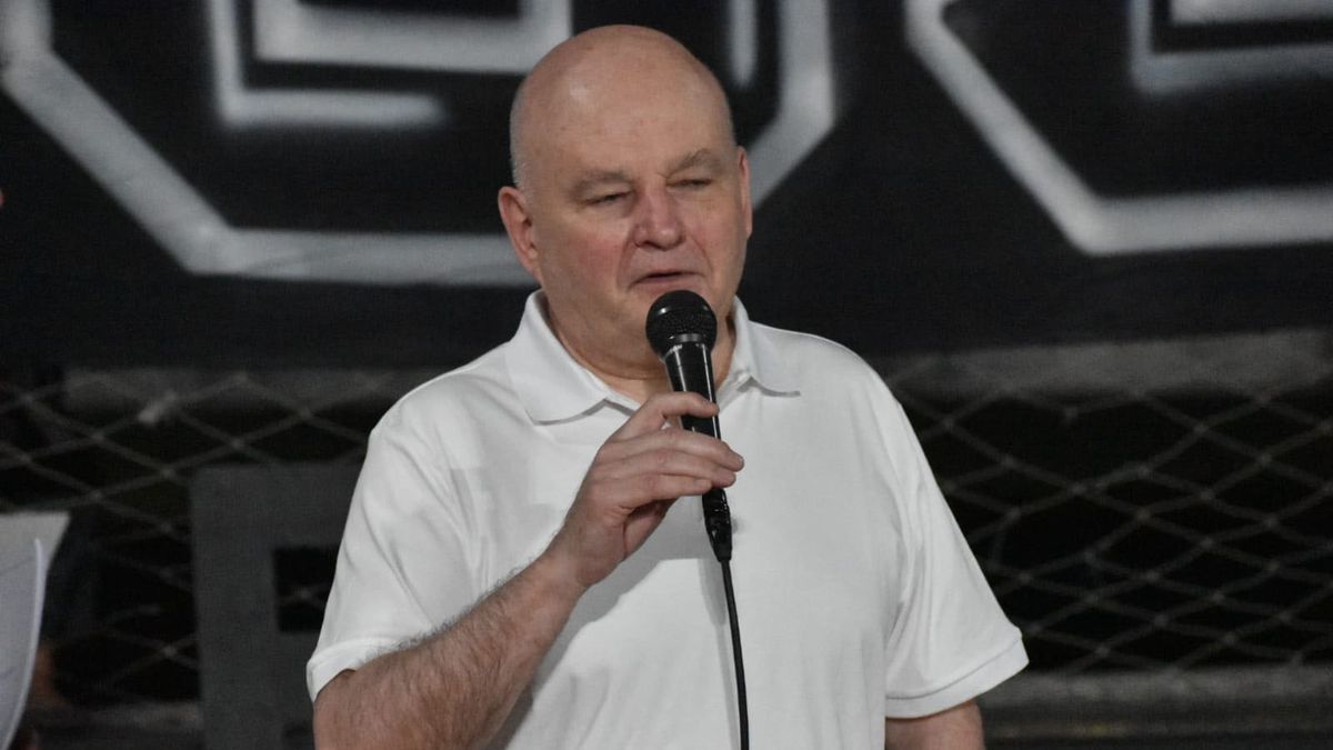 Oscar Casares habló de la historia de Gimnasia y Esgrima. El dirigente fue distinguido. Oscar Casares habló de la historia de Gimnasia y Esgrima. El dirigente fue distinguido.