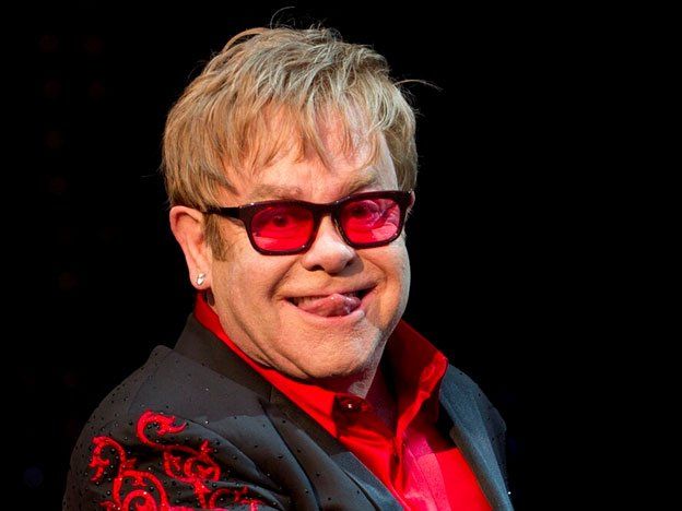 Según Elton John, Jesús hubiera apoyado el matrimonio gay