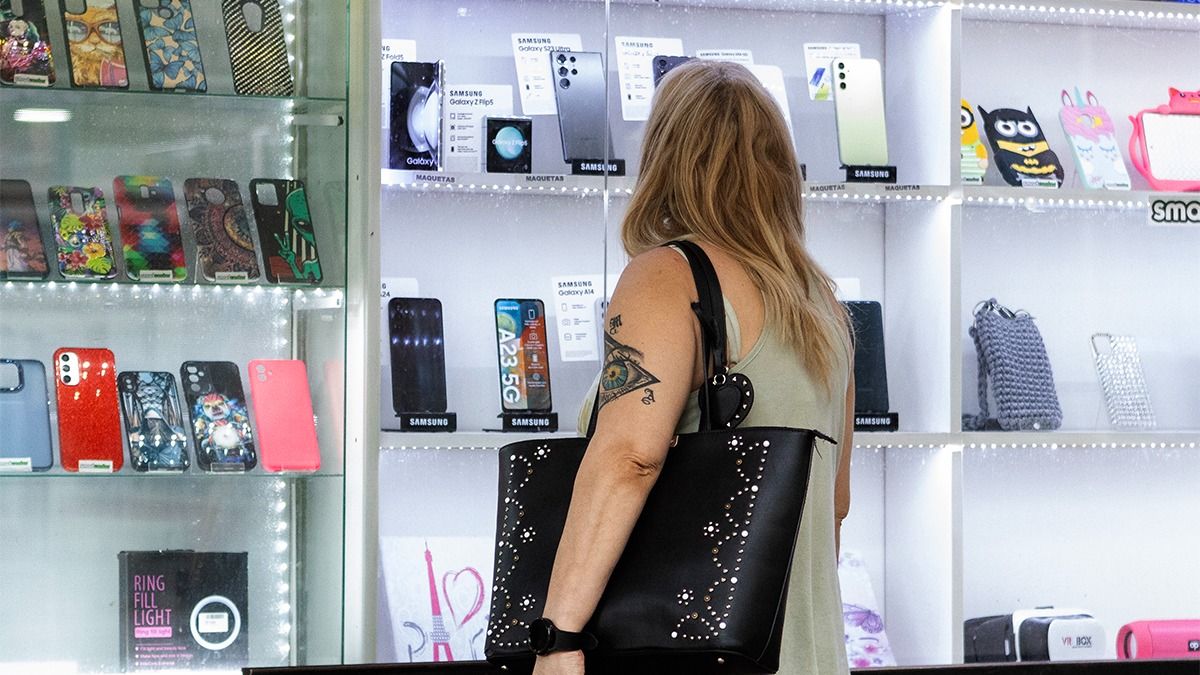 Luis Caputo modificó el sistema antidumping para equilibrar los precios de productos nacionales con los importados.