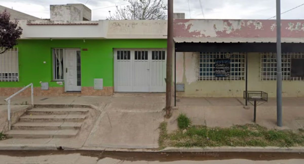 La casa estuvo cerrada durante un tiempo, hasta que el hijo del hombre fallecido fue a limpiar y se encontró con la sorpresa. La casa estuvo cerrada durante un tiempo, hasta que el hijo del hombre fallecido fue a limpiar y se encontró con la sorpresa.