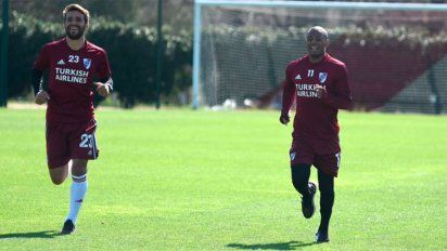 Tras dar negativos los controles por coronavirus, River se entrenará en Ezeiza.