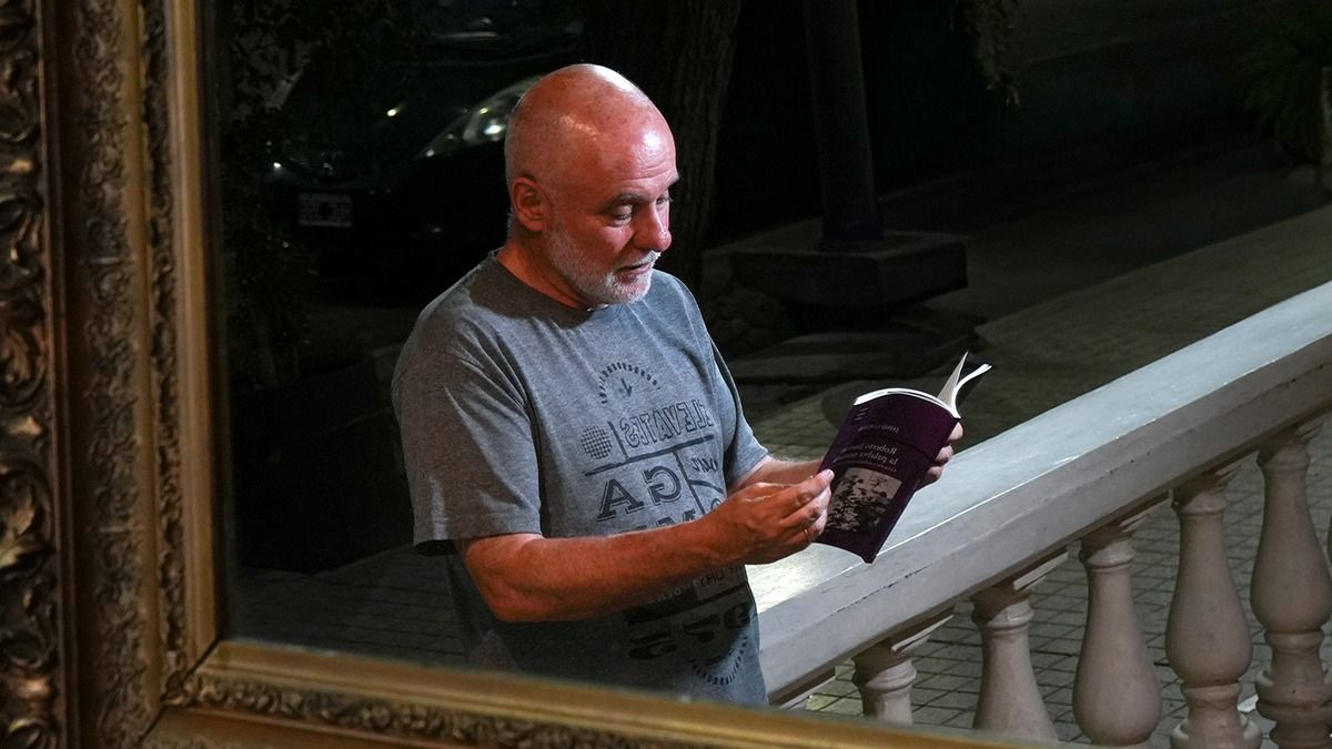 Jaime Correas presentará el libro sobre Roberto Juarroz el sábado 6 de diciembre a las 19.30 en el Museo Carlos Alonso-Mansión Stoppel, en Ciudad. Fotos: Martín Pravata Jaime Correas presentará el libro sobre Roberto Juarroz el sábado 6 de diciembre a las 19.30 en el Museo Carlos Alonso-Mansión Stoppel, en Ciudad. Fotos: Martín Pravata