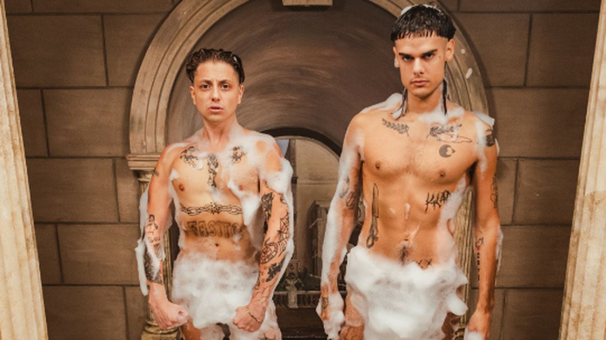 Ca7riel y Paco Amoroso se presentarán el sábado 14 de septiembre a las 22 hs en el Auditorio Ángel Bustelo. Ca7riel y Paco Amoroso se presentarán el sábado 14 de septiembre a las 22 hs en el Auditorio Ángel Bustelo.