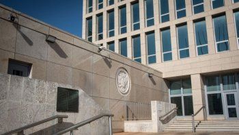 Se abrió una nueva etapa entre EEUU y Cuba con visita de Kerry a La Habana