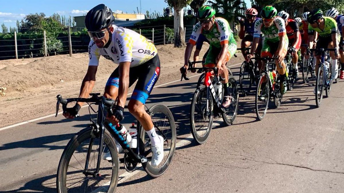 Laureano Rosas sigue arriba en la Vuelta de Mendoza. Hoy se disputa la etapa reina. Foto: gentileza Asociación Ciclista Mendocina.