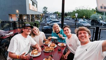 La cocina como puente en una tierna historia que une a 4 nietos mendocinos con su abuela Matilde La cocina como puente en una tierna historia que une a 4 nietos mendocinos con su abuela Matilde