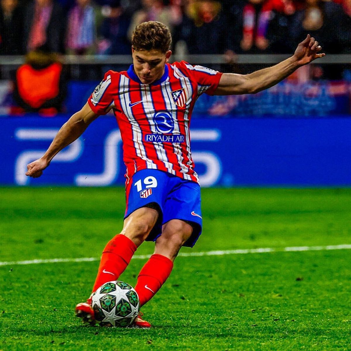 Juli&aacute;n &Aacute;lvarez y el pol&eacute;mico penal en la definici&oacute;n entre Atl&eacute;tico de Madrid y Real Madrid.