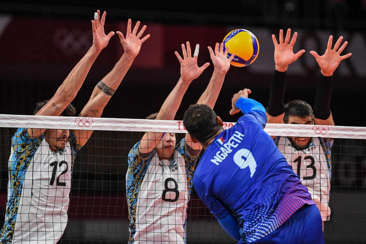 Argentina cayó ante Francia y jugará por el bronce