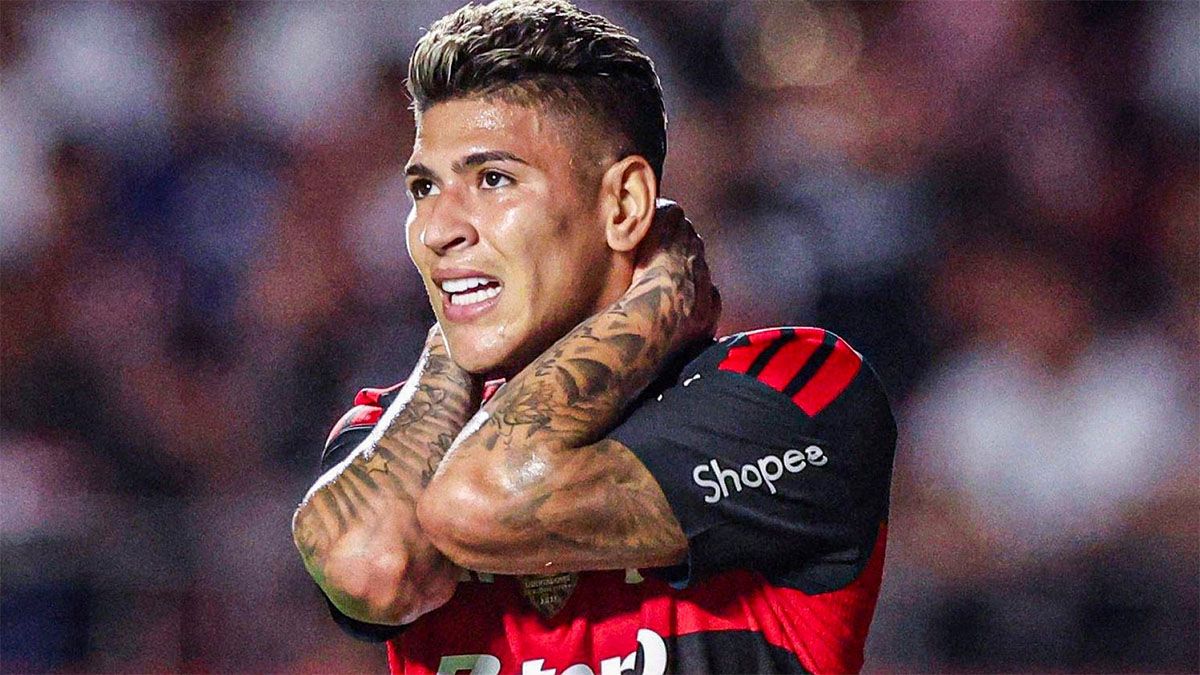 La dura sanción que recibirá el ex River Jorge Carrascal en Flamengo: vio la roja ante Corinthians