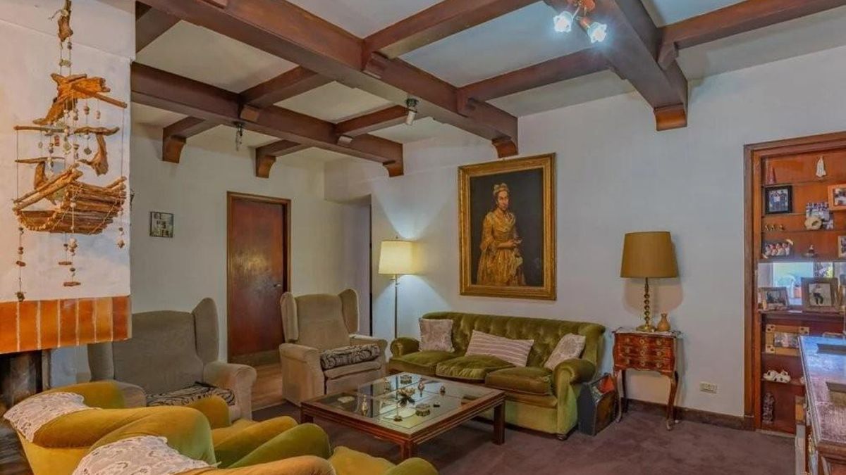 Obra de arte robada. Las autoridades recuperaron un cuadro robado por los nazis a Países Bajos durante la Segunda Guerra Mundial. Obra de arte robada. Las autoridades recuperaron un cuadro robado por los nazis a Países Bajos durante la Segunda Guerra Mundial.