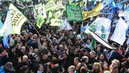 La CGT se moviliza en protesta por las medidas del Gobierno y se espera el anuncio de un paro