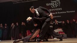 Los bailarines mendocinos Romina Moreno y Franco Sosa se consagraron en el Mundial de Tango de Estambul.