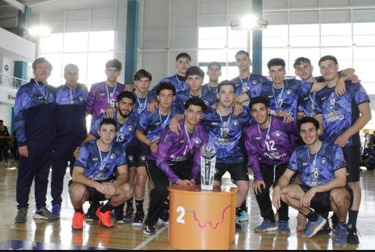 Los varones del seleccionado de Amebal fueron segundos en el Argentino de handaball de la categoría Junior, disputado en San Luis.