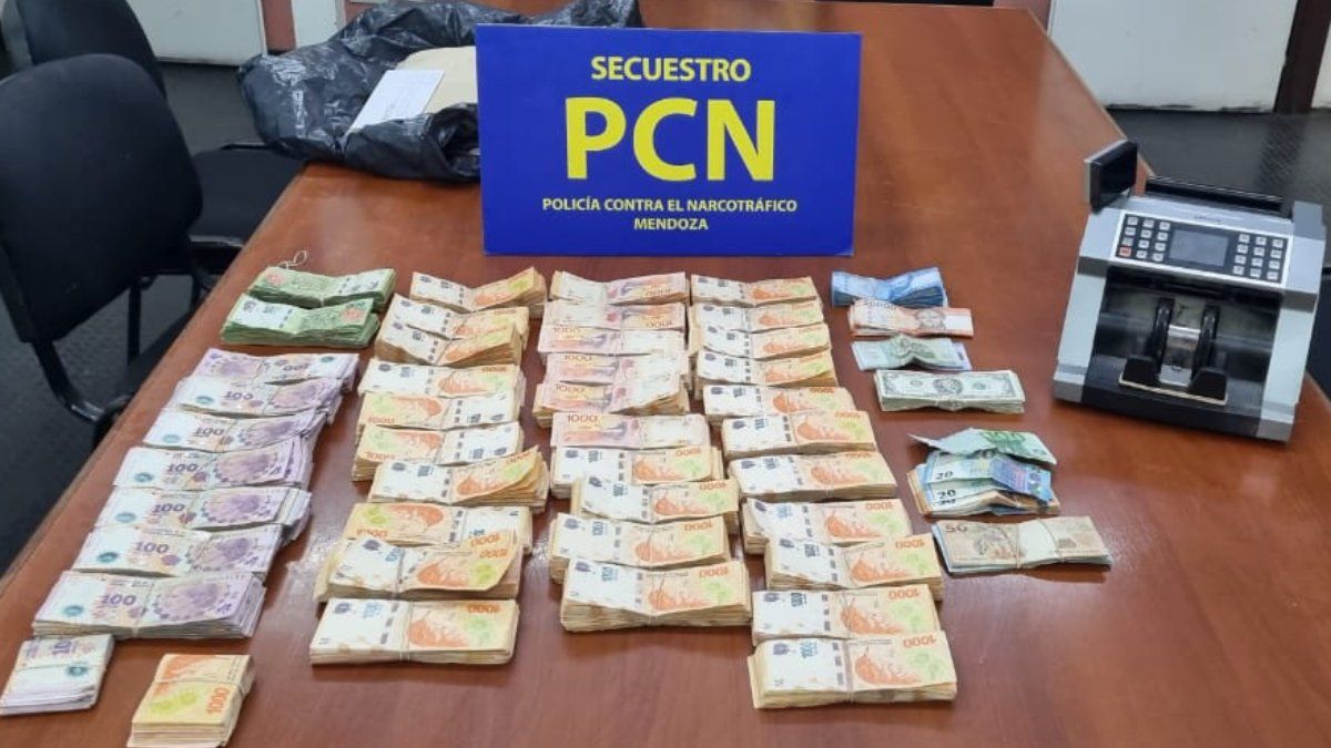 El secuestro en los allanamientos en cuevitas financieras.