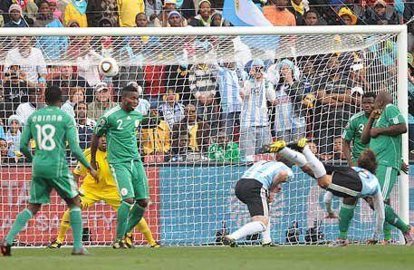 Argentina debutó en el Mundial 2010 con un triunfo ante Nigeria