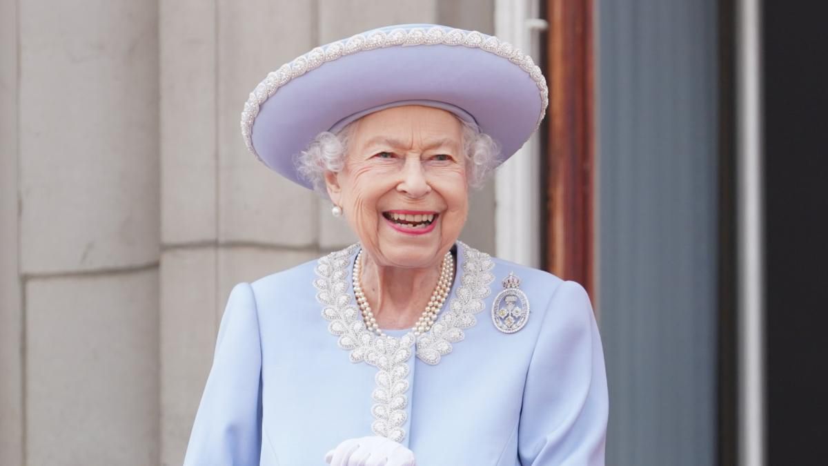La reina Isabel II de Inglaterra había cumplido 70 años como monarca en el 2022.