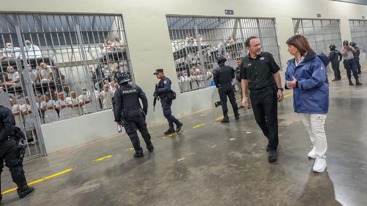 Bukele logró bajar la violencia que traían consigo Bukele logró bajar la violencia que traían consigo