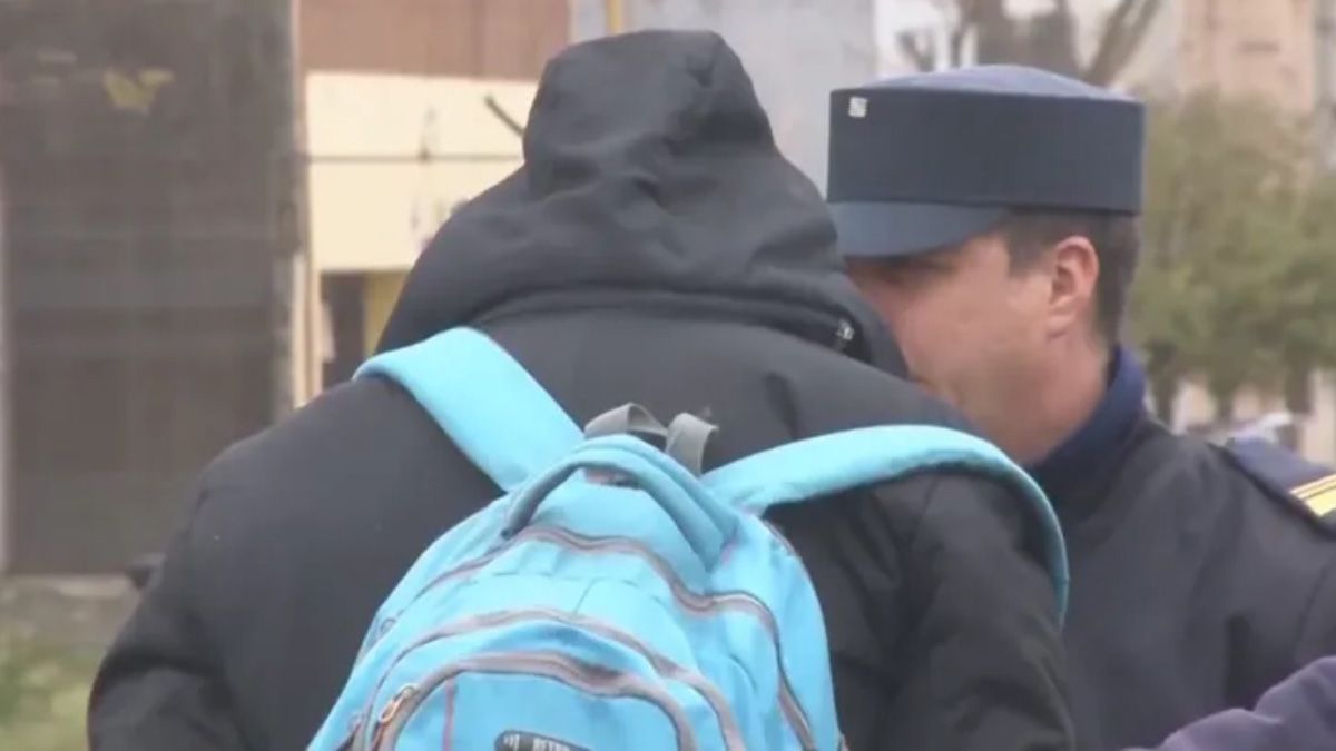 El hombre entró a la casa por una ventana y atacó a puñaladas a su ex pareja mientras dormía, en Gualeguaychú. Al ser detenido llevaba una mochila con ropa y elementos personales