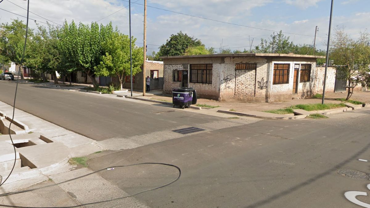 El ataque a tres hombres fue en una casa de Guaymallén, donde un hombre disparó varias veces y escapó.