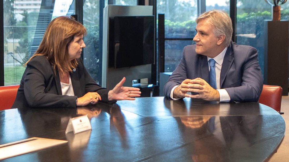 Patricia Bullrich con el gobernador de Córdoba, Maximiliano Pullaro. Patricia Bullrich con el gobernador de Córdoba, Maximiliano Pullaro.