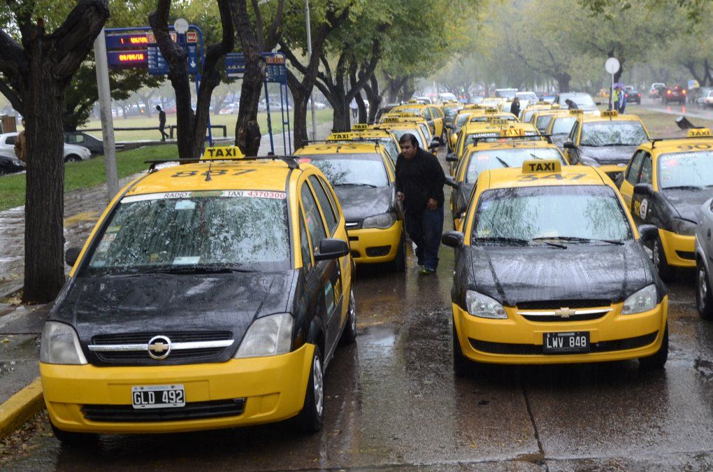 Las tarifas de taxis y remises aumentaron un 25%