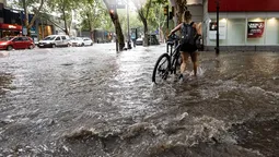 Alerta meteorológica por una ciclogénesis de tres días: tormentas de hasta 70 mm, ráfagas y la llegada de aire polar