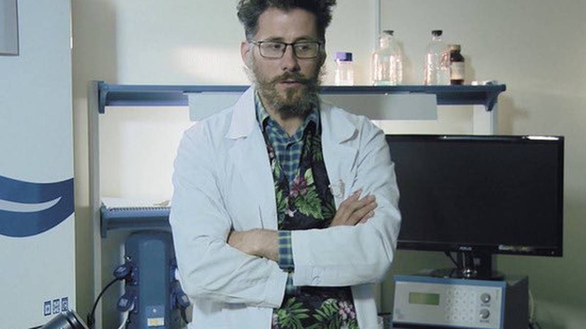 Kagansky cayó de un piso 14, en ropa interior y con una puñalada en la espalda.