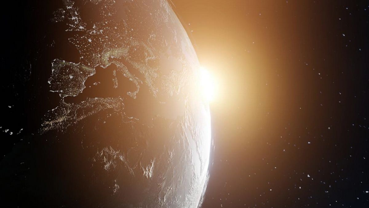 La conjunción del Sol en Leo con Júpiter en Tauro es un evento astrológico que puede dar el escenario propicio para experimentar efectos positivos. La conjunción del Sol en Leo con Júpiter en Tauro es un evento astrológico que puede dar el escenario propicio para experimentar efectos positivos.