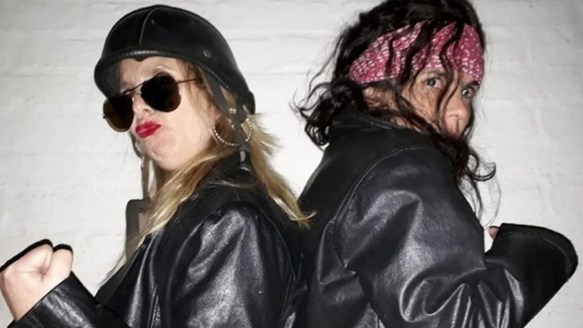 Silvia Saboini y Mely Onofri presentan Docentes al Palo este sábado.