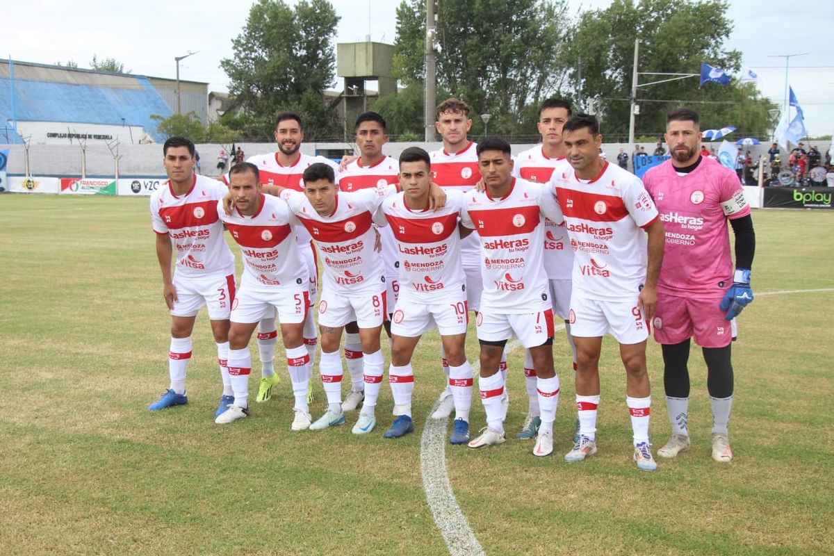 Huracán Las Heras perdió 2 a 1 ante Ciudad de Bolívar