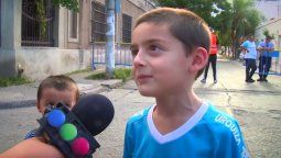 La insólita historia del niño que es hincha de Belgrano y Talleres