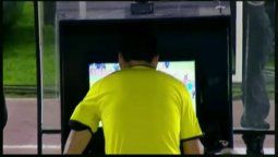 El VAR hizo lo suyo en cancha de River