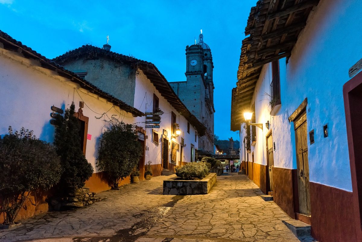 El pueblo a dos horas de Guadalajara con calles mágicas que te transportan en el tiempo