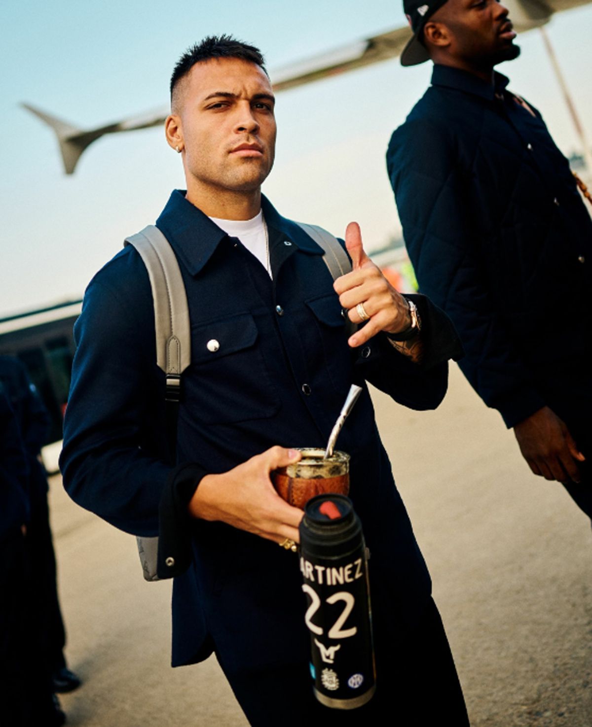 Lautaro Martínez viajó a Suiza para jugar con el Inter por la Champions. Lautaro Martínez viajó a Suiza para jugar con el Inter por la Champions.