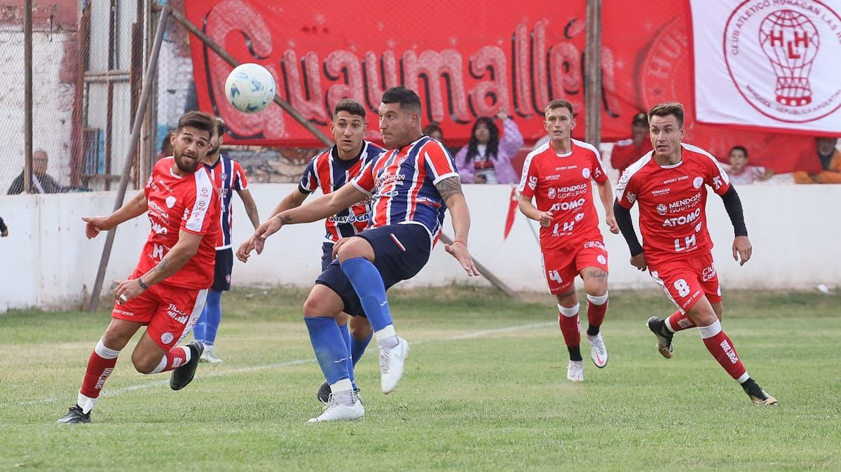 Javier Peñaloza marcó el gol del triunfo en el primer partido que jugaron, en el debut de ambos equipos.