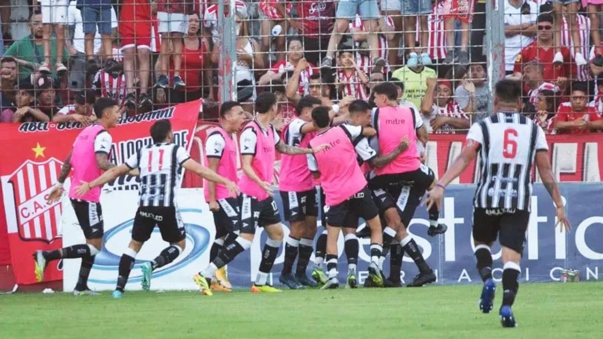 Gimnasia y Esgrima festejó en el Jardín de la República