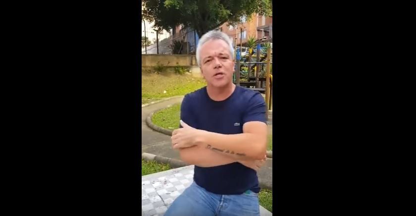 Ahora le tocó a un crack: el saludito especial del sicario de Pablo Escobar