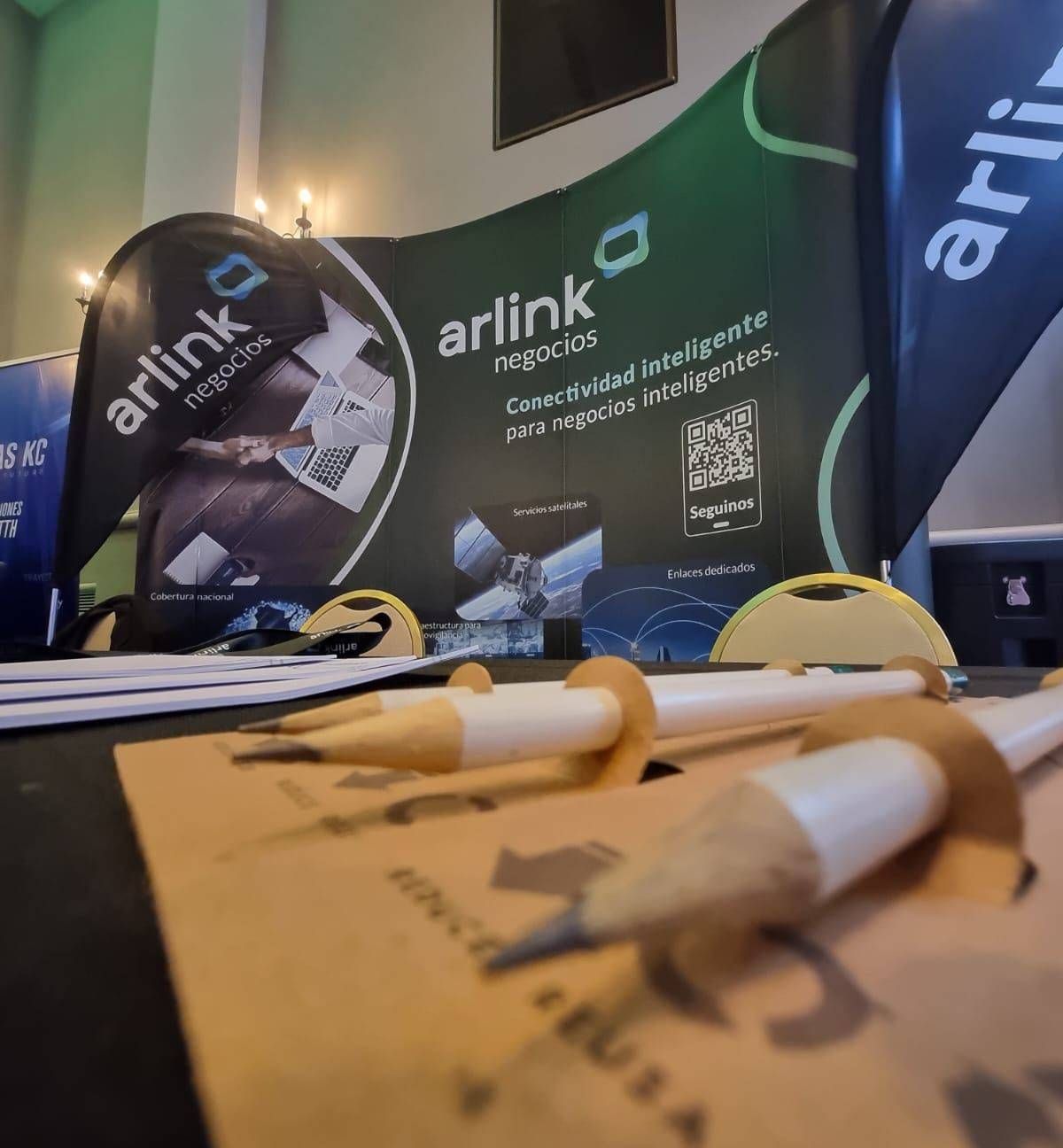 Arlink Negocios ofrece servicios de telecomunicaciones a 3 municipios de Mendoza distinguidos por los Premios RIL 2026. Arlink Negocios ofrece servicios de telecomunicaciones a 3 municipios de Mendoza distinguidos por los Premios RIL 2026.