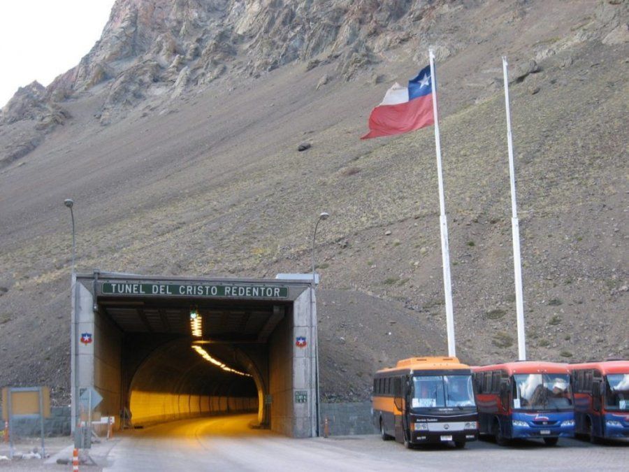 Este domingo, desde las 15 se cerrará el Paso Cristo Redentor que une Mendoza con Los Andes, en Chile.