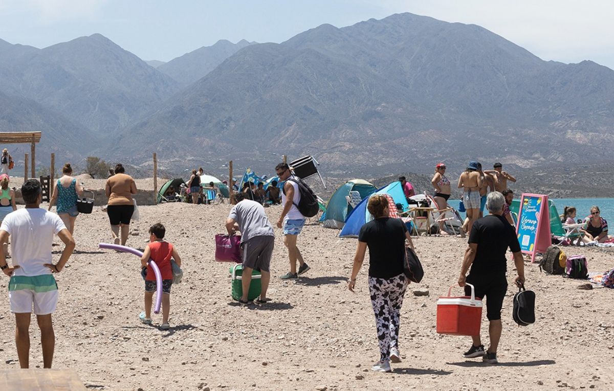 El Gobierno definió cómo y dónde quedarán los accesos gratuitos a la costa de Potrerillos.