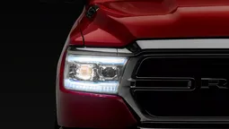 La luz de giro de las RAM 1500 le trajo problemas a la empresa.